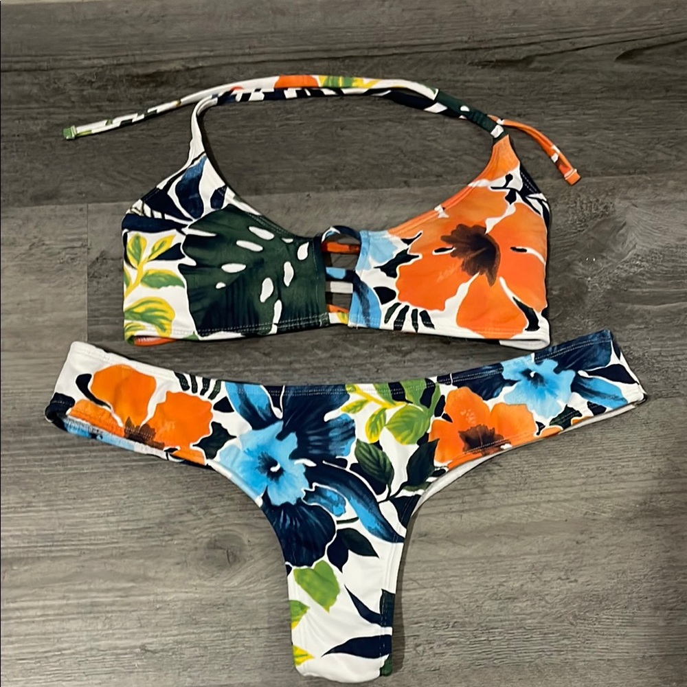 Midori Bikini Set